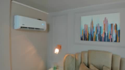 Snapshot of bigboobsnaughty1 chatting on October 2025 10:02:01 AM online show from October 2025 10:02:01 AM