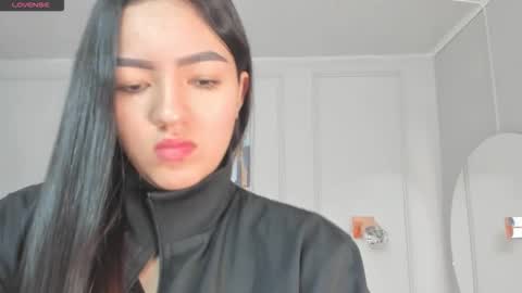 Snapshot of bigboobsnaughty1 chatting on October 2025 10:04:01 AM online show from October 2025 10:04:01 AM