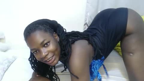 Snapshot of bigboobys123 chatting on October 2025 05:31:01 AM bigboobys123 online show from October 2025 05:31:01 AM