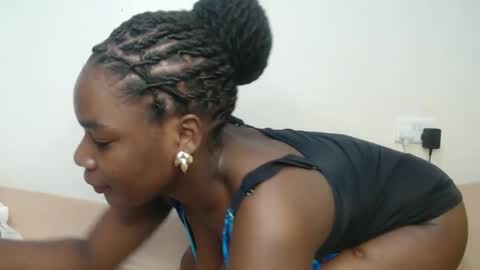 Snapshot of bigboobys123 chatting on December 2025 04:50:01 AM bigboobys123 online show from December 2025 04:50:01 AM