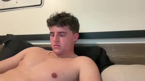 bigbootyburger1 online show from February 2026 08:05:01 PM