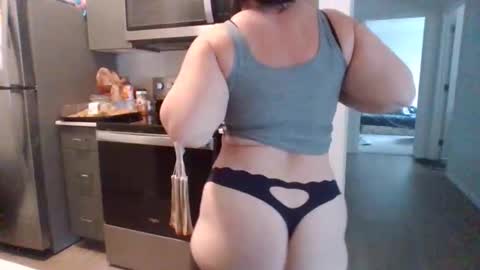 Snapshot of bigbutt35 chatting on February 2026 07:09:01 PM bigbutt35 online show from February 2026 07:09:01 PM