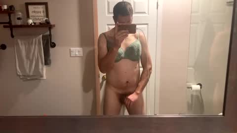 Snapshot of bigcam3cummins chatting on January 2025 02:53:01 AM bigcam3cummins online show from January 2025 02:53:01 AM