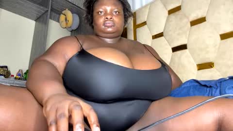 bigchocotities online show from November 2025 05:23:01 PM