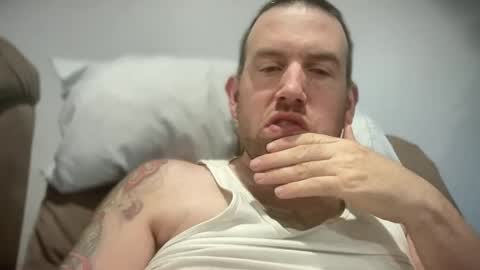 Snapshot of bigcocksuckingslut chatting on December 2024 01:19:02 PM bigcocksuckingslut online show from December 2024 01:19:02 PM