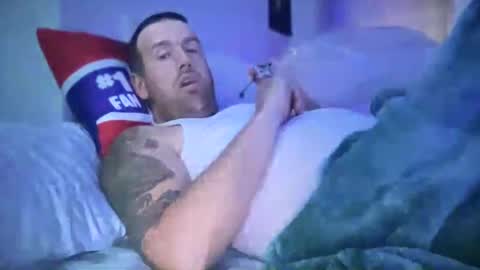 Snapshot of bigcocksuckingslut chatting on January 2025 01:20:02 PM bigcocksuckingslut online show from January 2025 01:20:02 PM