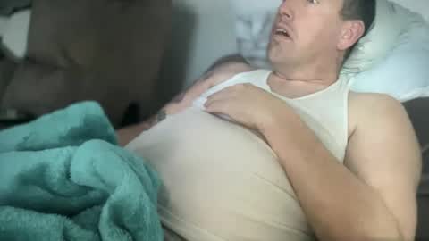 Snapshot of bigcocksuckingslut chatting on January 2025 06:05:01 PM bigcocksuckingslut online show from January 2025 06:05:01 PM