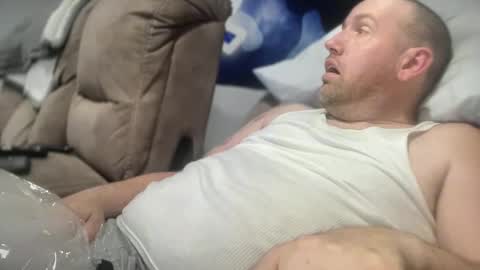 Snapshot of bigcocksuckingslut chatting on February 2025 12:40:02 AM bigcocksuckingslut online show from February 2025 12:40:02 AM