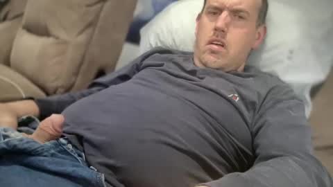 Snapshot of bigcocksuckingslut chatting on March 2025 06:16:01 PM bigcocksuckingslut online show from March 2025 06:16:01 PM