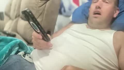 Snapshot of bigcocksuckingslut chatting on October 2025 12:52:02 AM bigcocksuckingslut online show from October 2025 12:52:02 AM