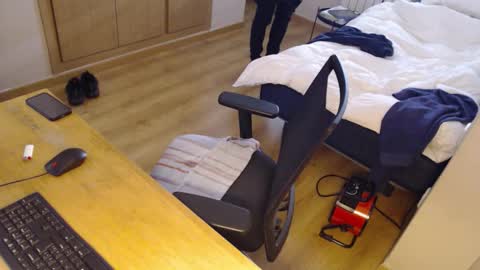 bigcok35spain online show from February 2026 12:35:01 PM