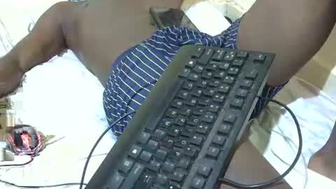 Snapshot of bigcork81 chatting on October 2025 11:02:02 PM bigcork81 online show from October 2025 11:02:02 PM