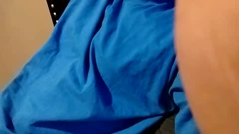 Cloudy909 online show from February 2025 06:37:02 AM