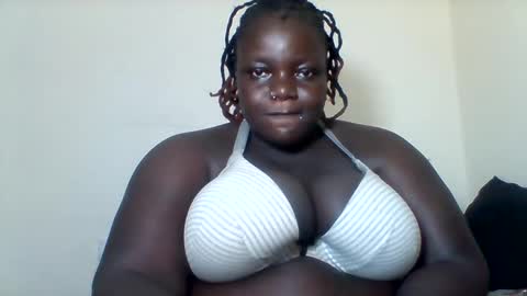 Snapshot of bigdarkass chatting on February 2025 08:42:01 PM VIOLET online show from February 2025 08:42:01 PM