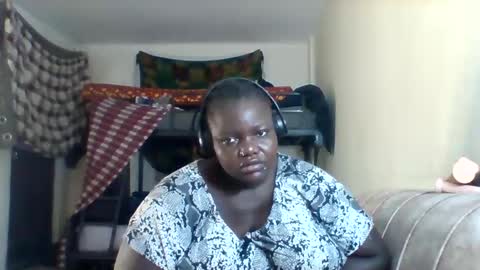 Snapshot of bigdarkass chatting on October 2025 11:42:02 PM VIOLET online show from October 2025 11:42:02 PM