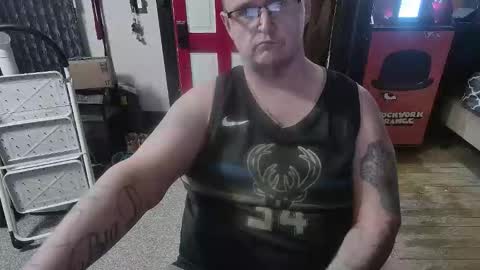 Snapshot of bigdbrillion chatting on February 2026 07:31:02 AM Darryl online show from February 2026 07:31:02 AM