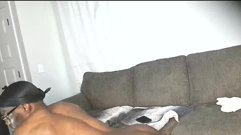 Snapshot of bigdickbandit210sa chatting on September 2025 12:52:01 PM bigdickbandit210sa online show from September 2025 12:52:01 PM