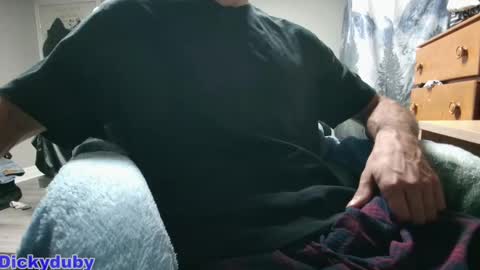 George Forest Dickyduby on all Socials online show from September 2025 02:44:01 AM