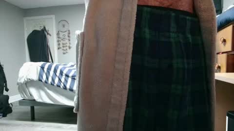 George Forest Dickyduby on all Socials online show from November 2025 02:00:02 AM