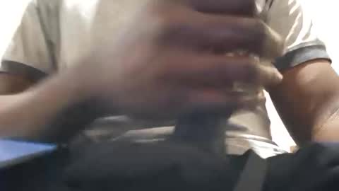 bigdja2001 online show from December 2025 04:17:02 AM