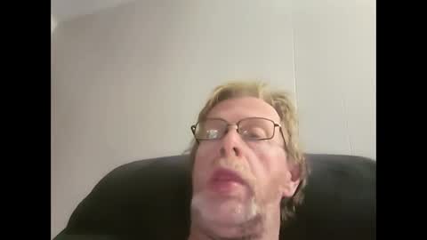 Snapshot of bigelectricrod chatting on September 2025 12:33:01 AM bigelectricrod online show from September 2025 12:33:01 AM