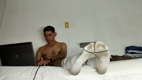 Bigfeetmaster32 online show from October 2025 11:22:02 PM