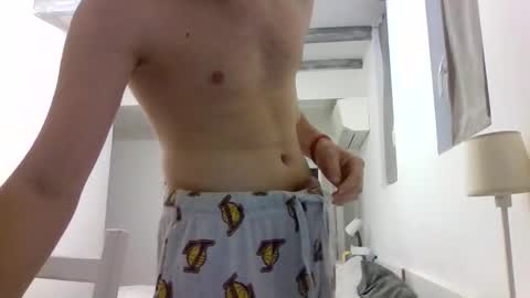 biggbaguette1 online show from February 2026 03:48:02 PM