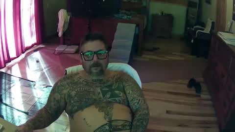 biggdaddy4206913 online show from February 2026 10:52:02 PM