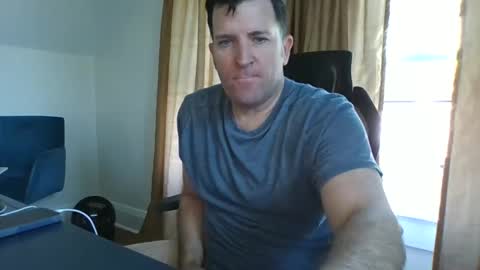 Snapshot of biggestballsonchatu chatting on November 2025 08:30:02 PM BiggestBallsOnChatr online show from November 2025 08:30:02 PM