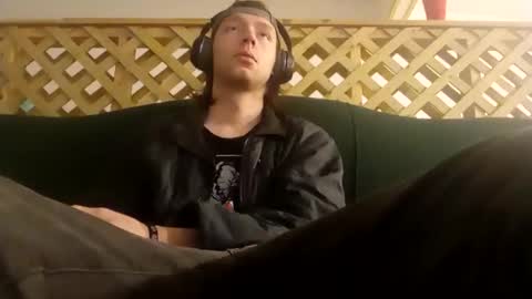 Snapshot of biggestboiiii chatting on October 2025 06:34:01 AM biggestboiiii online show from October 2025 06:34:01 AM