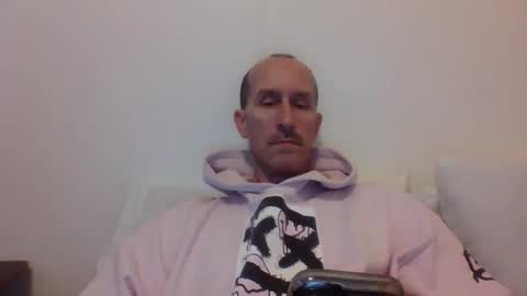 Snapshot of bighugemouthful chatting on December 2024 04:47:02 PM Chaz online show from December 2024 04:47:02 PM