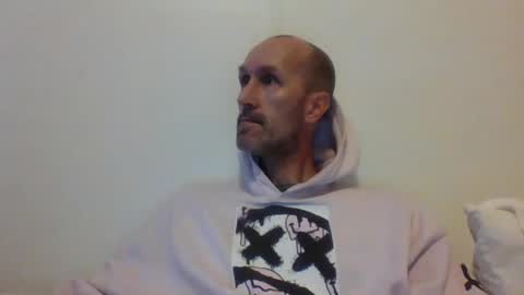 Snapshot of bighugemouthful chatting on December 2024 02:51:01 AM Chaz online show from December 2024 02:51:01 AM