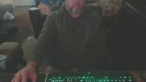 bighugmugg online show from November 2025 11:47:02 PM