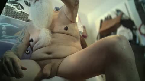 bigjeff01 online show from September 2025 03:28:02 PM