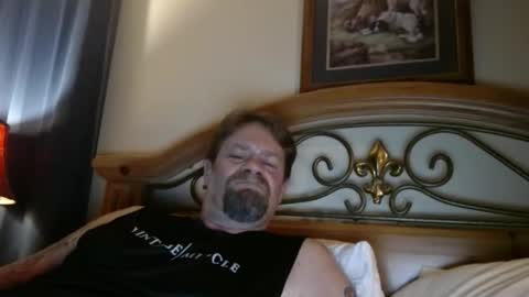 Snapshot of bigload1972 chatting on November 2025 11:48:02 PM bigload1972 online show from November 2025 11:48:02 PM