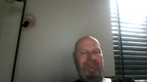 bigmike3339 online show from February 2026 08:18:02 AM