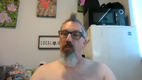 Bignhard696 online show from October 2025 05:21:02 PM