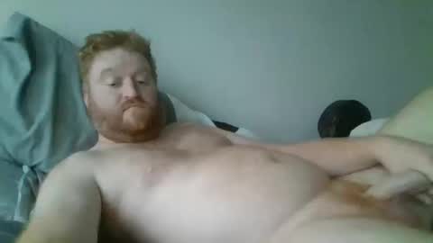 bigred92899 online show from October 2025 04:05:01 PM