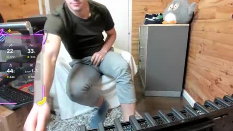 Snapshot of bigsshark chatting on December 2025 10:55:01 AM bigsshark online show from December 2025 10:55:01 AM