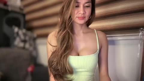 Snapshot of bigsurprise4u chatting on January 2025 05:20:01 PM Yna online show from January 2025 05:20:01 PM