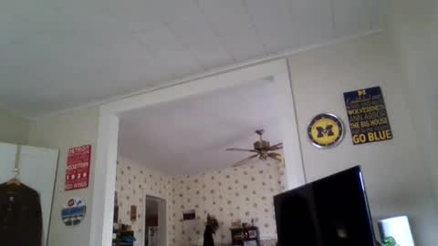 Jeremy online show from October 2025 07:03:01 PM