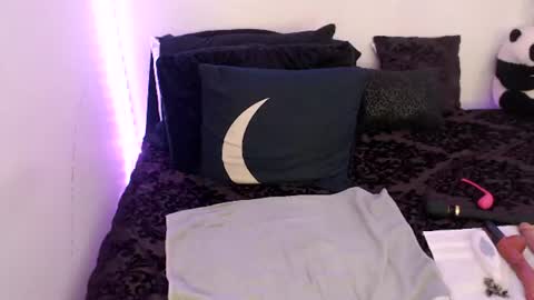 Snapshot of bigtittedtattedlesbian chatting on June 2026 09:46:01 PM Nichole lights online show from June 2026 09:46:01 PM