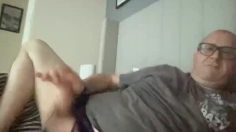 Snapshot of bigtone2_1968 chatting on November 2025 07:33:02 AM bigtone2_1968 online show from November 2025 07:33:02 AM