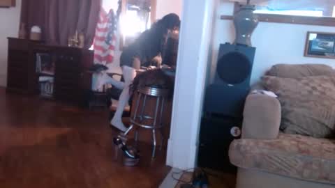 bigwoodman831 online show from April 2026 04:30:02 PM