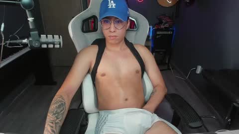 Snapshot of bigxboy96 chatting on January 2025 07:53:02 PM bigxboy96 online show from January 2025 07:53:02 PM