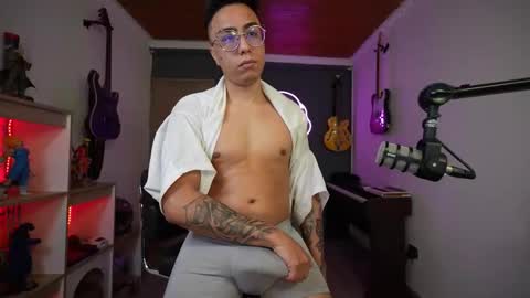 Snapshot of bigxboy96 chatting on November 2025 02:21:01 AM bigxboy96 online show from November 2025 02:21:01 AM