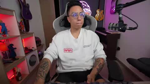 Snapshot of bigxboy96 chatting on November 2025 05:28:02 AM bigxboy96 online show from November 2025 05:28:02 AM