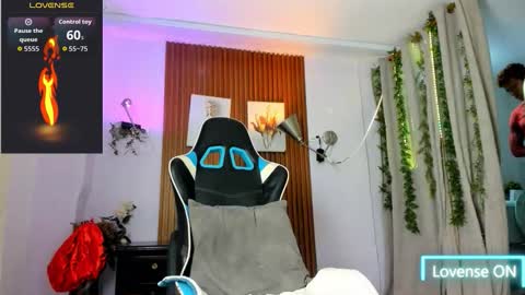 Snapshot of bigxxo chatting on October 2025 02:04:02 AM bigxxo online show from October 2025 02:04:02 AM