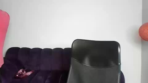 Sebas online show from September 2025 01:37:02 PM