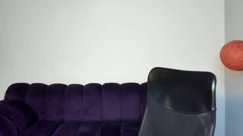 Sebas online show from September 2025 03:50:01 PM